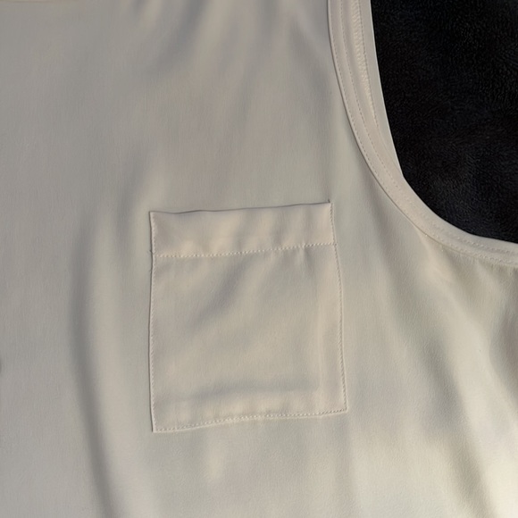 Ann Taylor Scoop Neck Shell - Picture 2 of 8